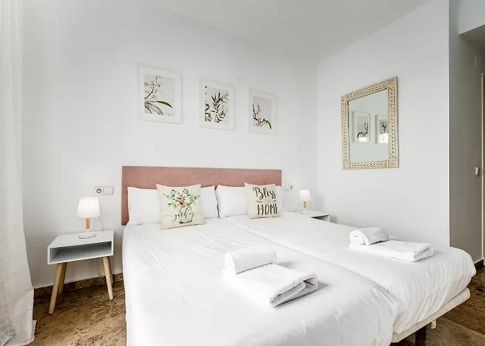 Awesome Views And Walk To The Beach! Rdr316 شقة ماربيا