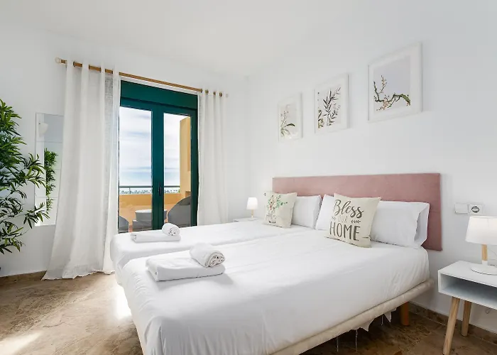 Awesome Views And Walk To The Beach! Rdr316 شقة ماربيا